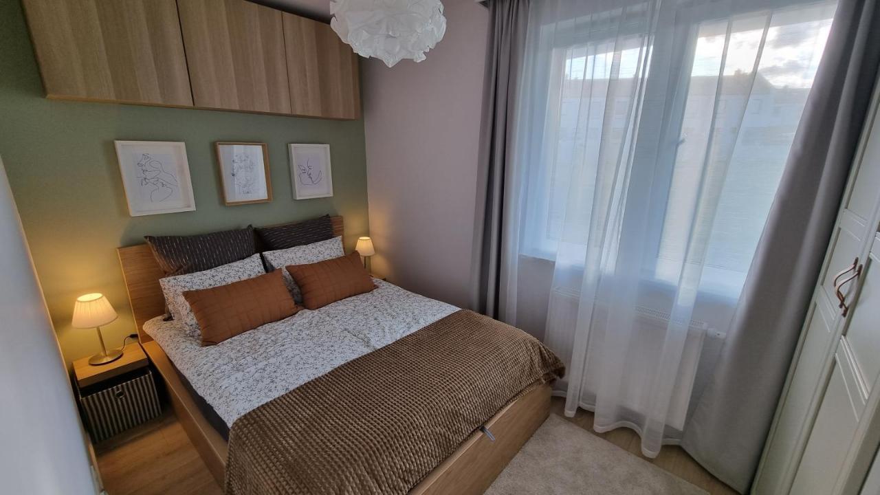 Apartament Mlody Gdansk - Bezplatny Parking, Mocne Wifi, Dobre Polaczenie Z Lotniskiem Eksteriør billede